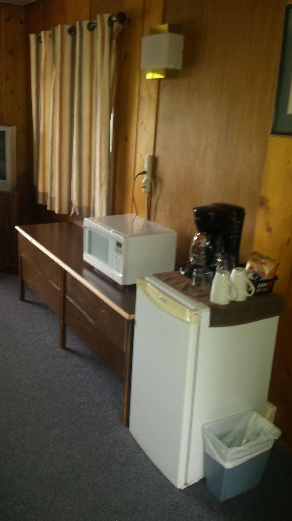 Lakeside Motel 윌리엄스레이크 외부 사진